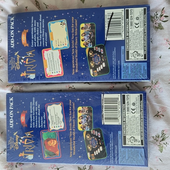 Disney Trivia tin set and extra packs - Picture 10 of 10